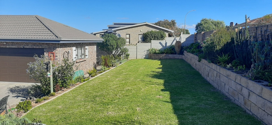 3 Bedroom Property for Sale in Dana Bay Western Cape